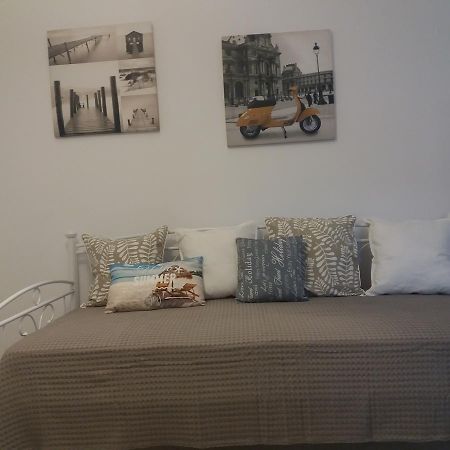 Nikoletta Rooms Páros Eksteriør billede