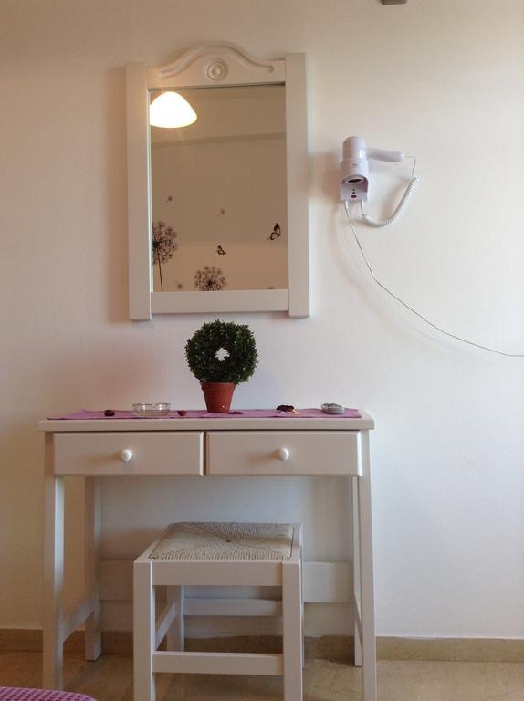 Nikoletta Rooms Páros Eksteriør billede