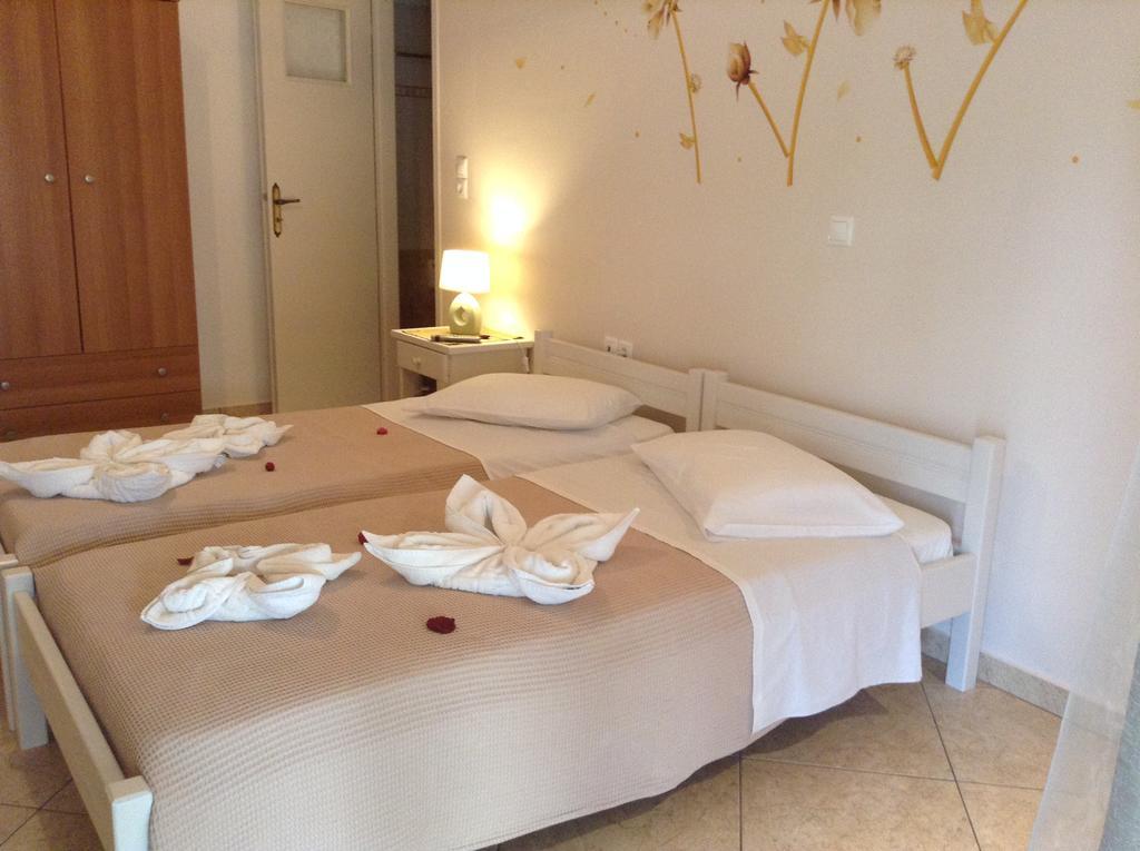 Nikoletta Rooms Páros Eksteriør billede