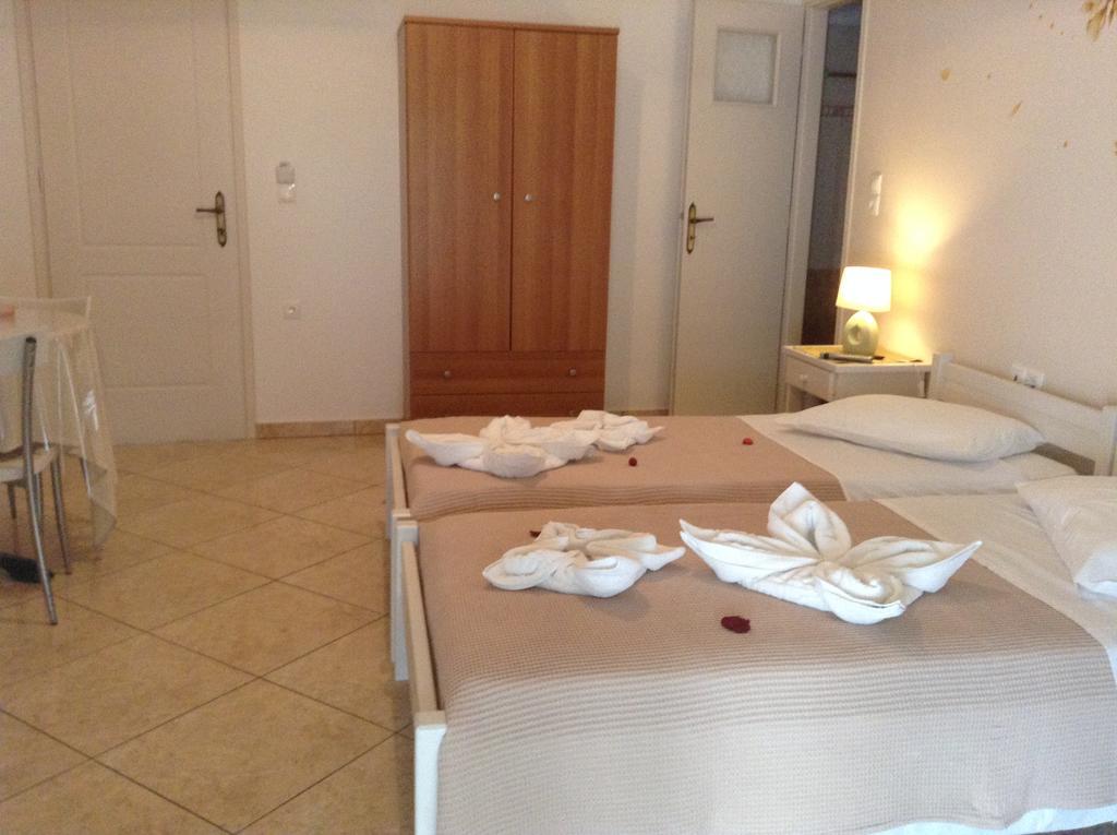 Nikoletta Rooms Páros Eksteriør billede