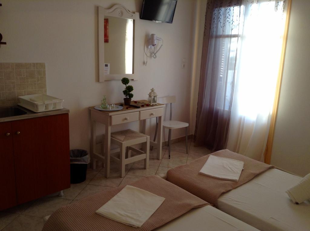 Nikoletta Rooms Páros Eksteriør billede
