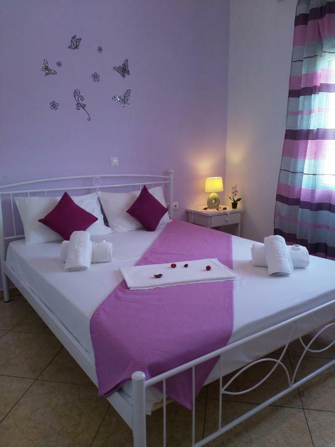 Nikoletta Rooms Páros Eksteriør billede